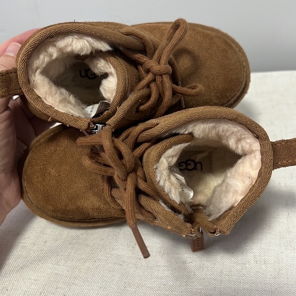 Ugg Unisex Toddlers Kids Neumel II Chestnut Boots Zipper Closure size 9 - Picture 9 of 10